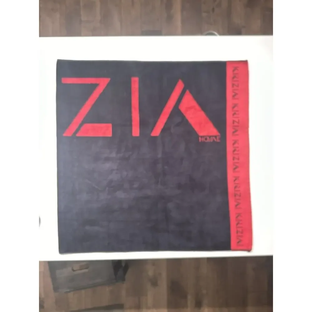 Vintage Krizia Home Bath Towel Red Black Post Modern Pattern Cotton